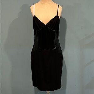 Hugo Buscati Collection Black Cocktail Dress size 6 Faux Leather Bodice
